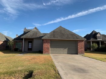 209 Bentgrass Dr , Lafayette,  70508