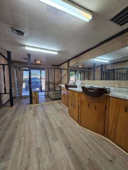 4 Lealand Dr Davie - 4-B Lealand Dr , Clarksville,  37042-3527