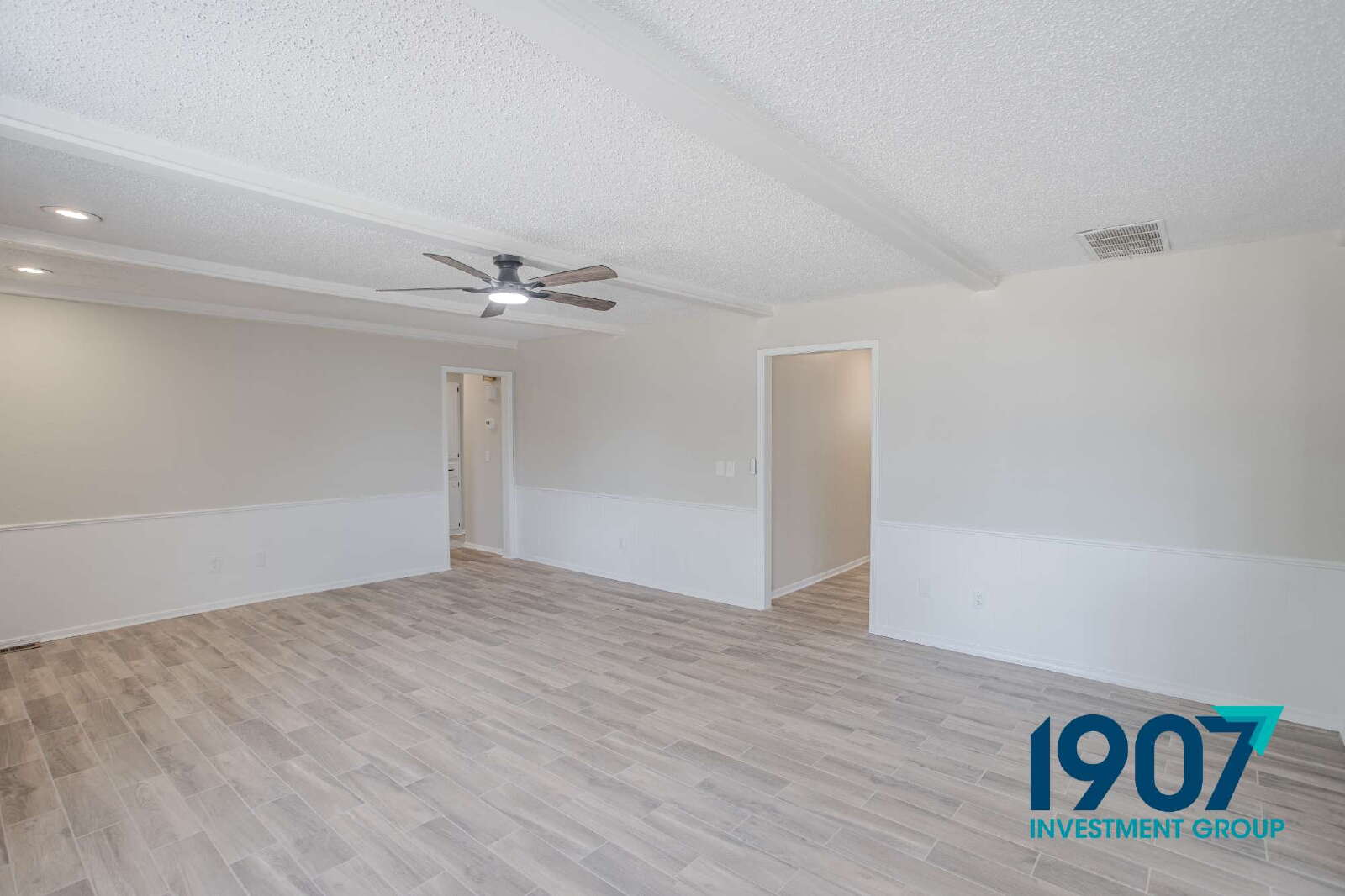 2433 SW 93rd St rental home in Oklahoma City, OK &mdash; photo 8