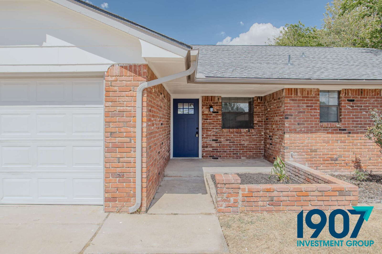 2433 SW 93rd St rental home in Oklahoma City, OK &mdash; photo 5