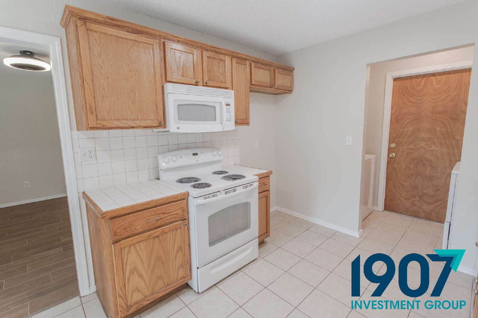 1852 Sunrise Drive rental home in Moore, OK &mdash; photo 12