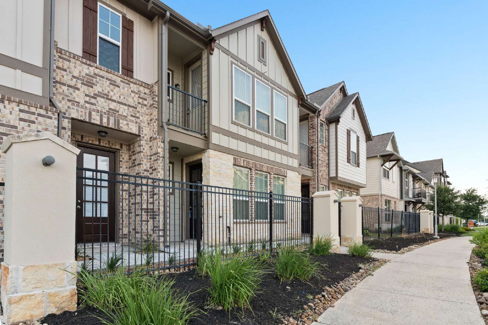3 Bedroom Rental – 9511 Towne Lake Parkway, Cypress, TX 77433