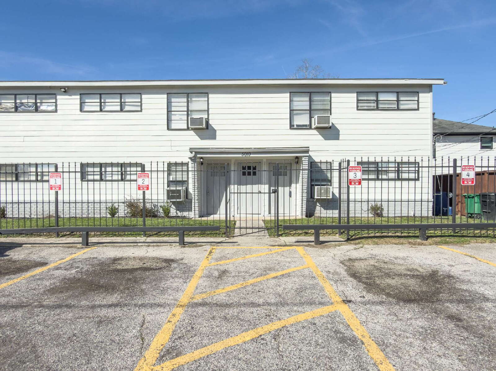 2 Bedroom Rental – 5010 Ennis St, Houston, TX 77004