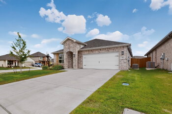 114 Drovers Drive , Cleburne,  76031