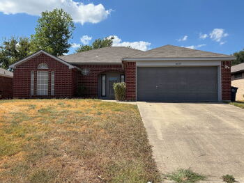 8109 Fox Chase Drive , Fort Worth,  76137