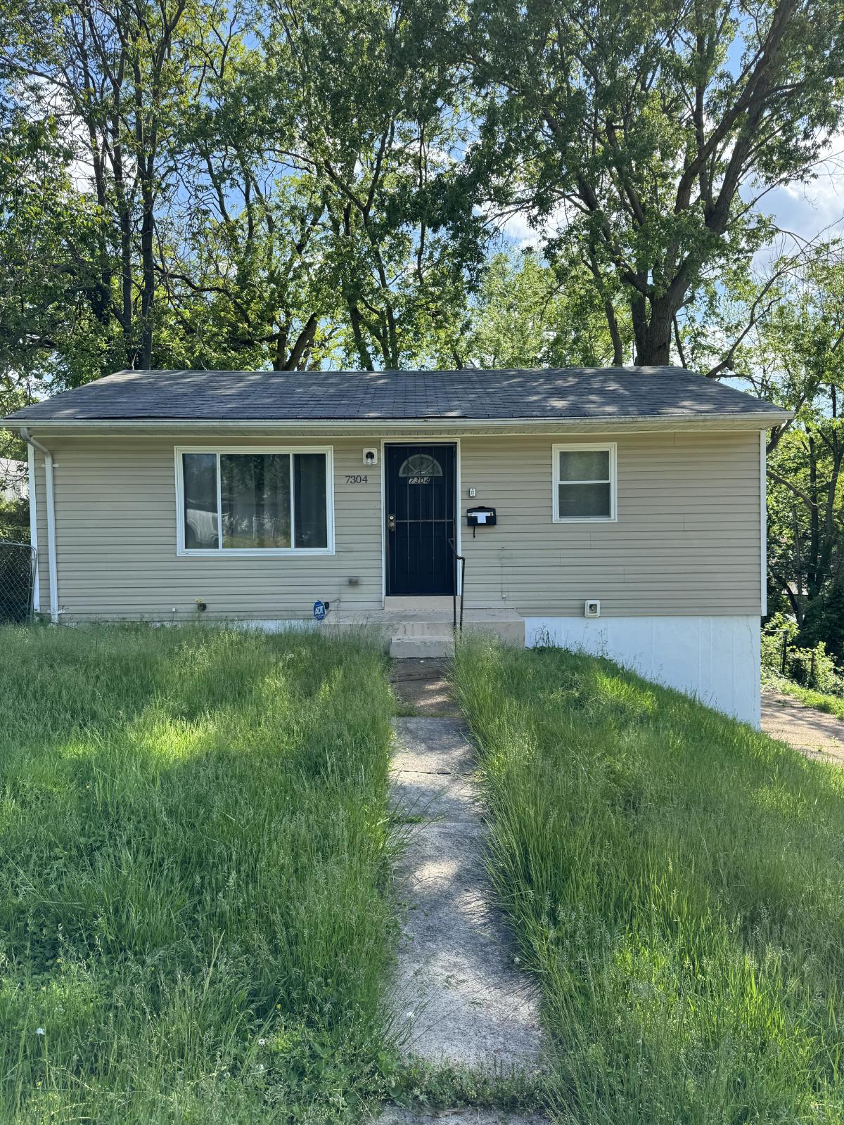 7304 Albright Avenue Jennings, MO 63136 4D Property Management