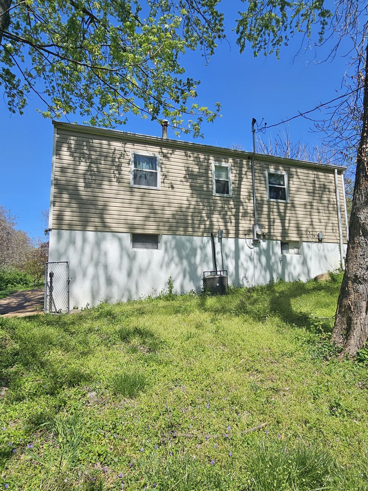 7304 Albright Avenue Jennings, MO 63136 4D Property Management