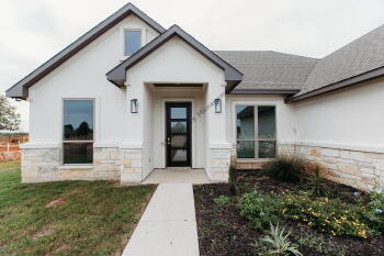 127 Loon Dr , Bastrop,  78602