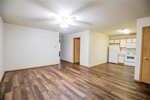 48 Locust Street , Farmington,  72730