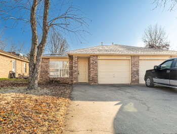 5803 Samantha Street A, Fayetteville,  72704