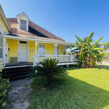 1397 Corley St Apt 2 , Beaumont,  77701-8372
