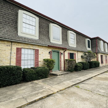 2901 Helena Ave Apt 304, Nederland,  77627-6960
