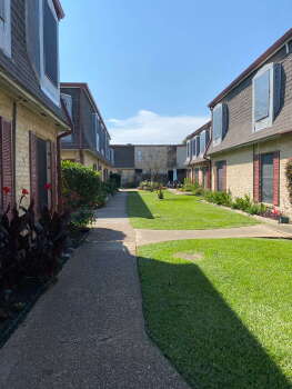 2901 Helena Ave Apt 510, Nederland,  77627-6946