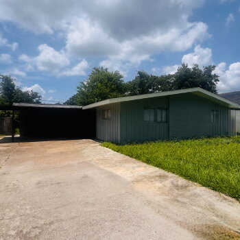4221 3rd St , Port Arthur,  77642-1225