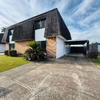 8 Audubon Place , Port Neches,  77651