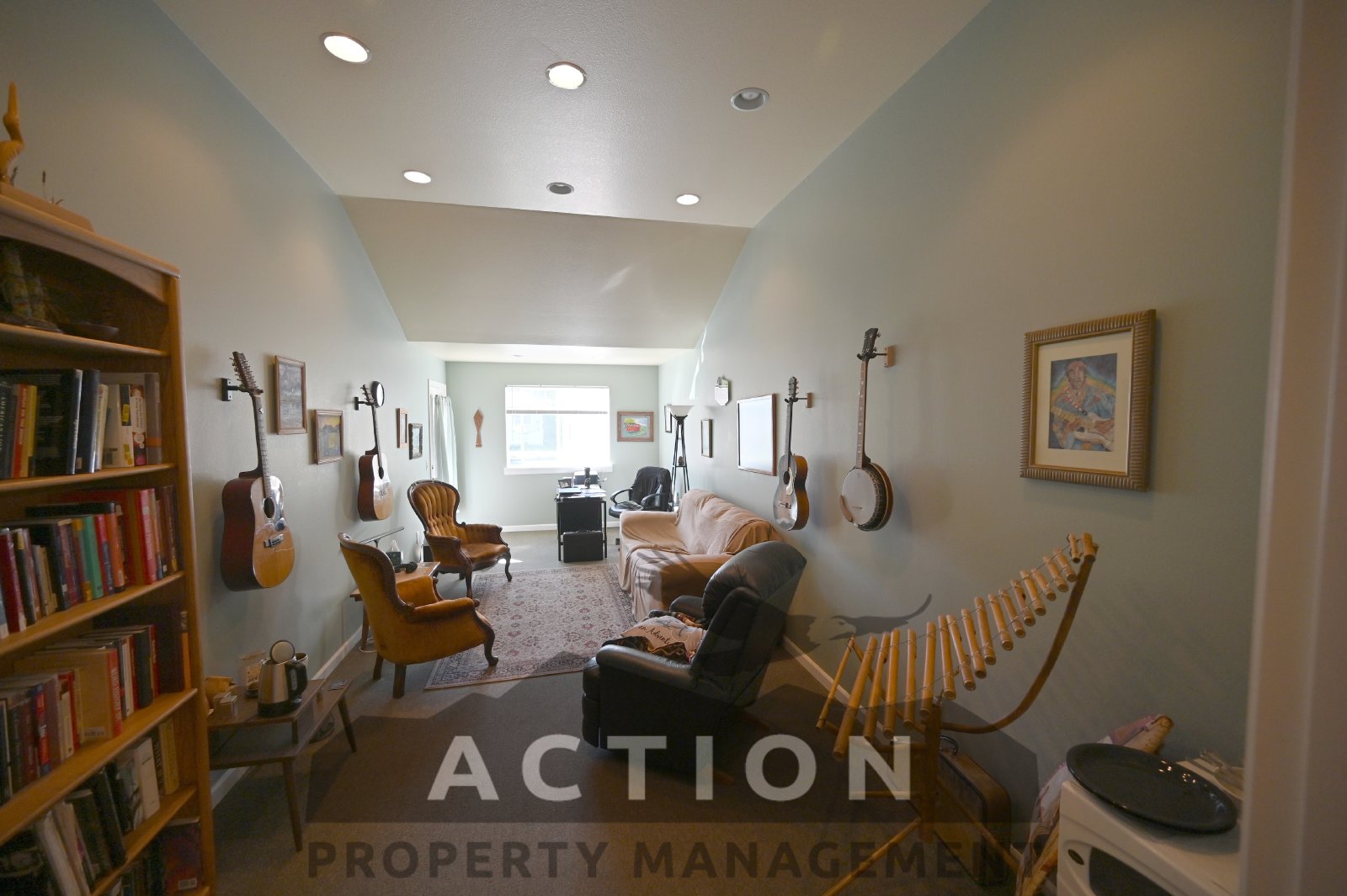 376 W Bell St 1 Sequim, WA 98382 Action Property Management