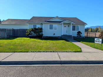 751 West Hammond Street , Sequim,  98382