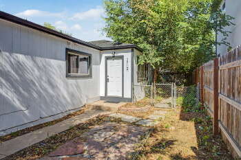 2912 South Delaware Street , Englewood,  80110