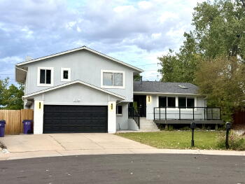 2734 South Quince Street , Denver,  80231