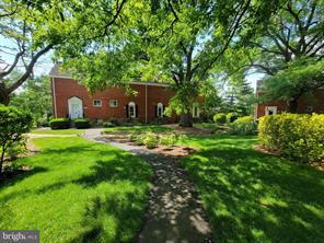 3472 Gunston Road , Alexandria,  22302