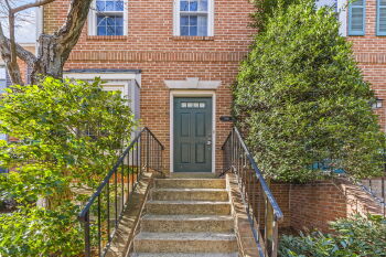 786 N Vermont Street , Arlington,  22203