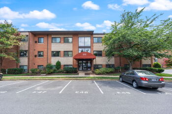 3312 S 28th St #303 , Alexandria,  22302