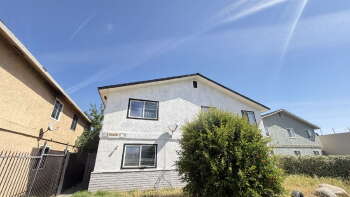 1316 East California Avenue Unit B, Bakersfield,  93307