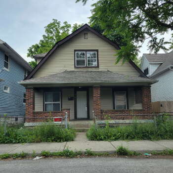 945 North Oxford Street , Indianapolis,  46201