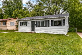 10348 Earl Dr , Saint Louis,  63136