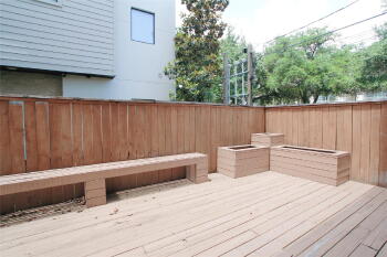 4701 Caroline St , Houston,  77004