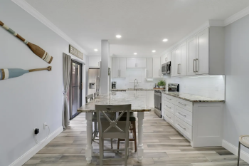 825 Center Street 37B, Jupiter,  33458