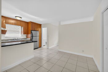 4051 N Dixie Hwy UNIT 19, Oakland Park,  33334