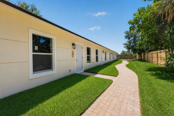 3255 Avenue J APT 1, West Palm Beach,  33404