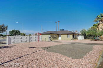 6 Brown Street , Henderson,  89015