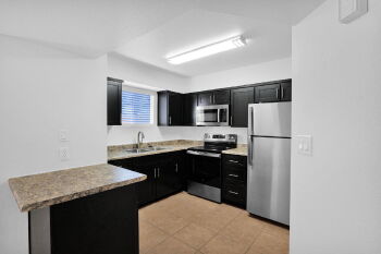 1712 East Pepper Circle Apt 3 , Mesa,  85203