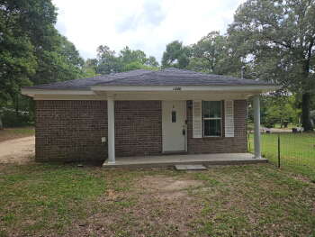 2040 East Roberts Road , Pensacola,  32534