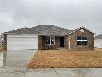 1108 W Odessa Rd , Claremore,  74019