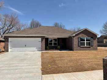 2008 Walnut Hill Ln , Claremore,  74019