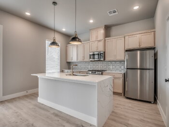 11337 N Blackwelder Ave B, Oklahoma City,  73120