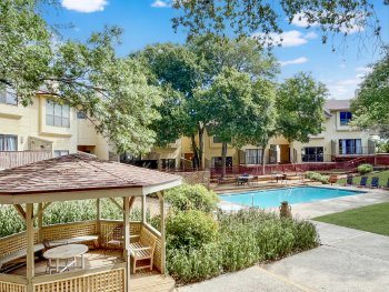 8642 Fredericksburg Road #501 , San Antonio,  78240