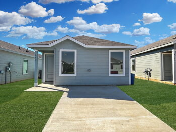 6731 Chert Chase , Elmendorf,  78112