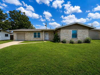 206 Balboa Drive , Universal City,  78148