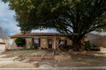 10239 Catalpa Road , Dallas,  75243