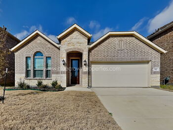 1812 Roadrunner Dr , Little Elm,  75068-8678