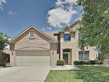 2440 Kingsley Dr , Grand Prairie,  75050-8325