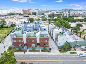 1505 S Akard St Apt 102 , Dallas,  75215-1807