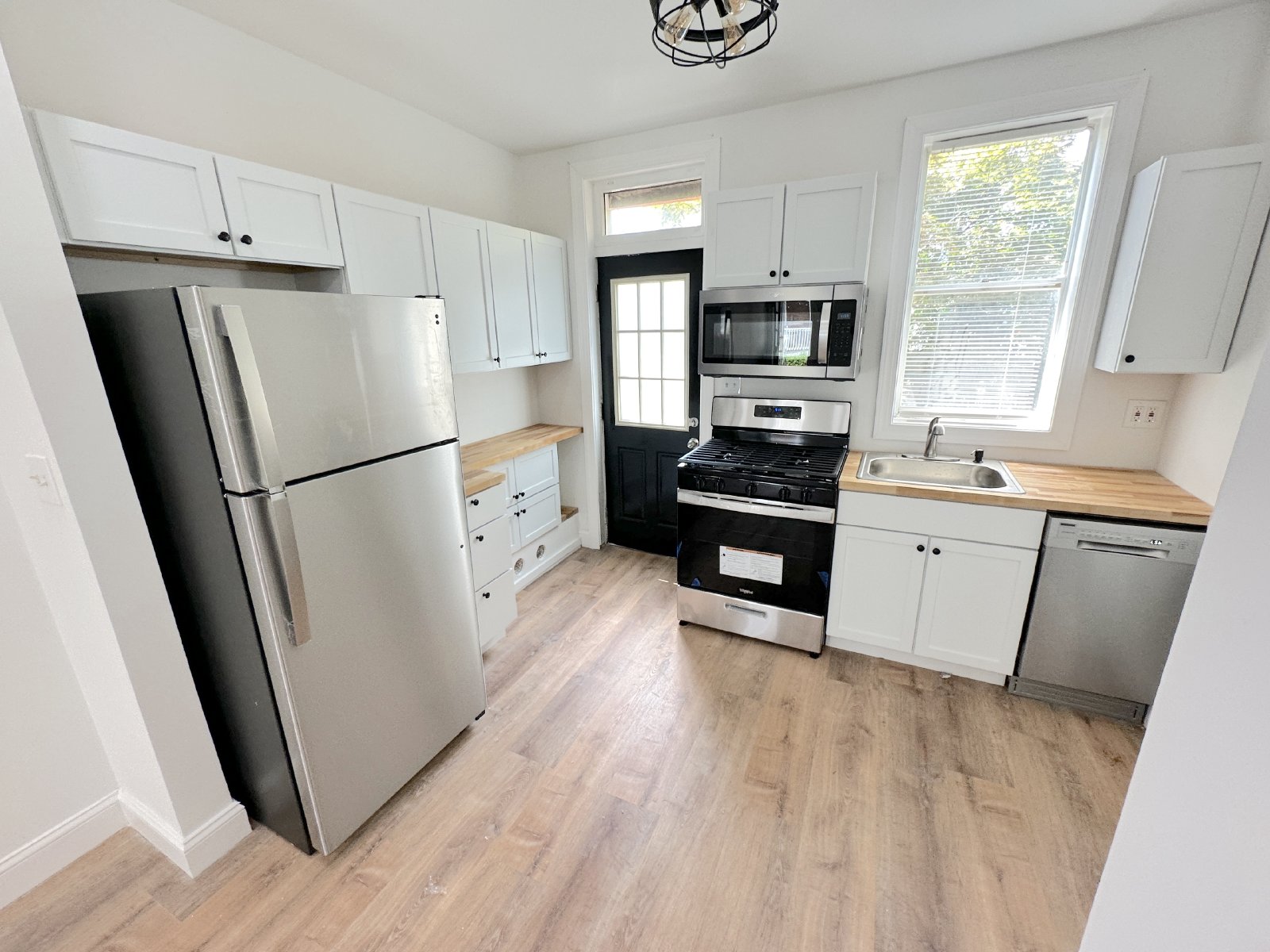 2 Bedroom Rental – 605 Harding Place, Baltimore, MD 21211