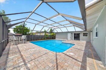 545 South Courtenay Parkway , Merritt Island,  32952