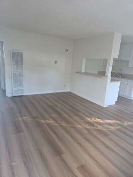 4660 Clara Street , Cudahy,  90201