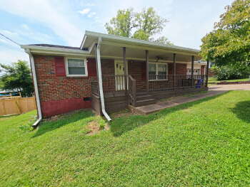 200 Moncrief Avenue , Goodlettsville,  37072